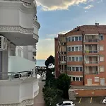 Armando Apartman *