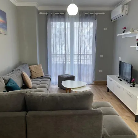 Armando Apartment Golem (Tirana)