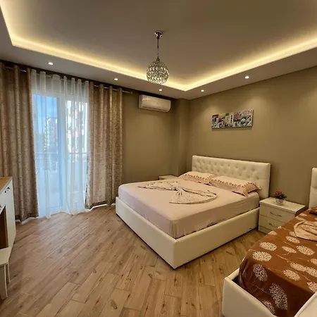 Armando Apartamento Golem (Tirana)